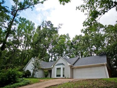 1128 Sheila Drive, Oxford, MS 38655