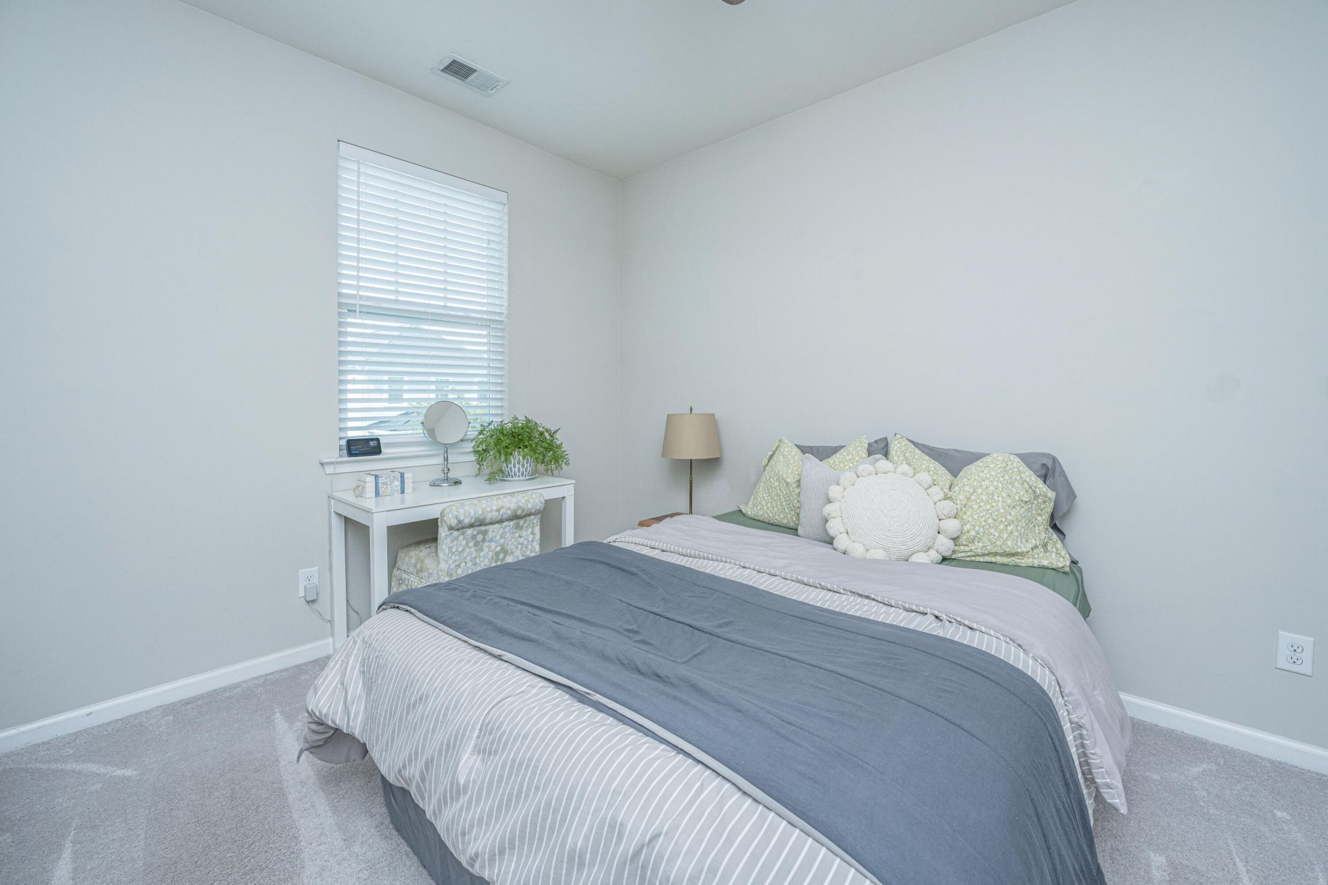 504 Ladybug Lane Photo 31