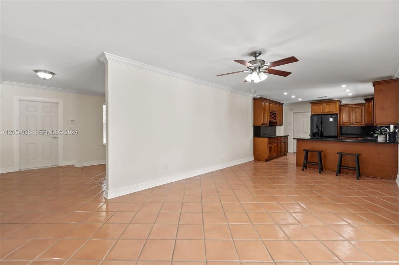 9765 SW 143rd St , Miami, FL 33176 Photo