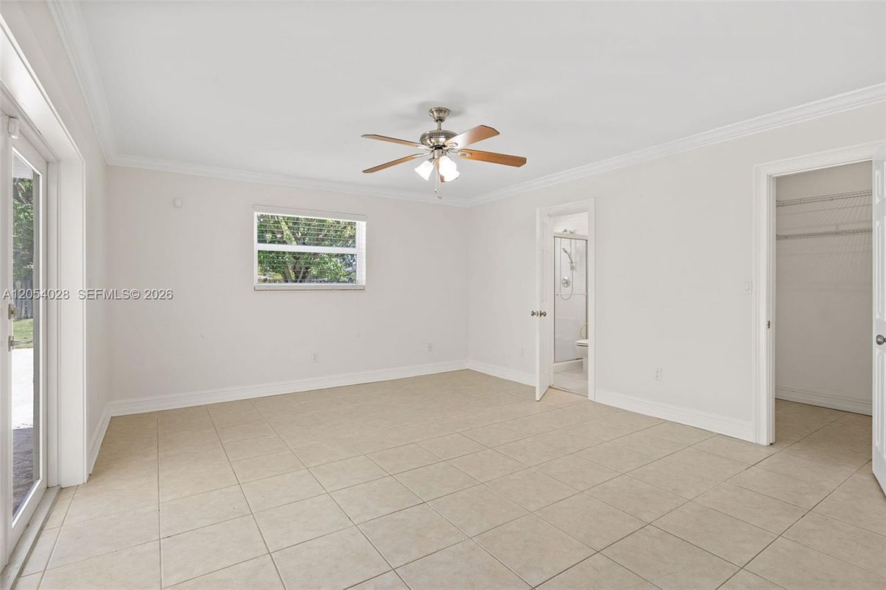 9765 SW 143rd St , Miami, FL 33176 Photo