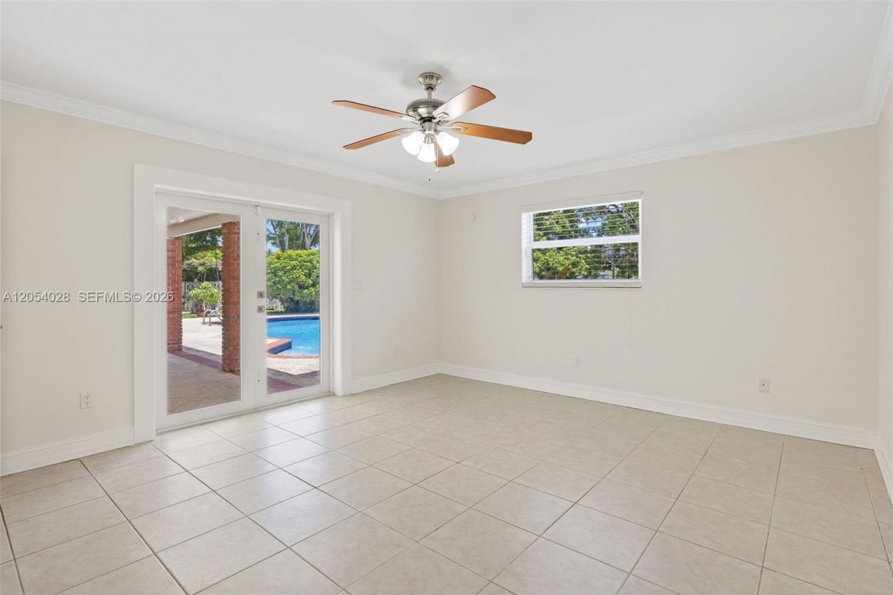 9765 SW 143rd St , Miami, FL 33176 Photo