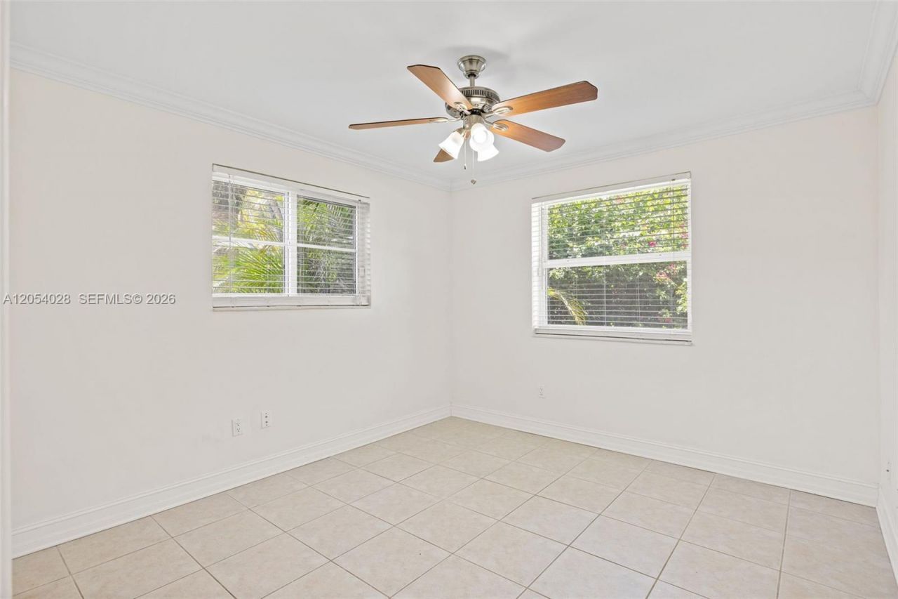 9765 SW 143rd St , Miami, FL 33176 Photo