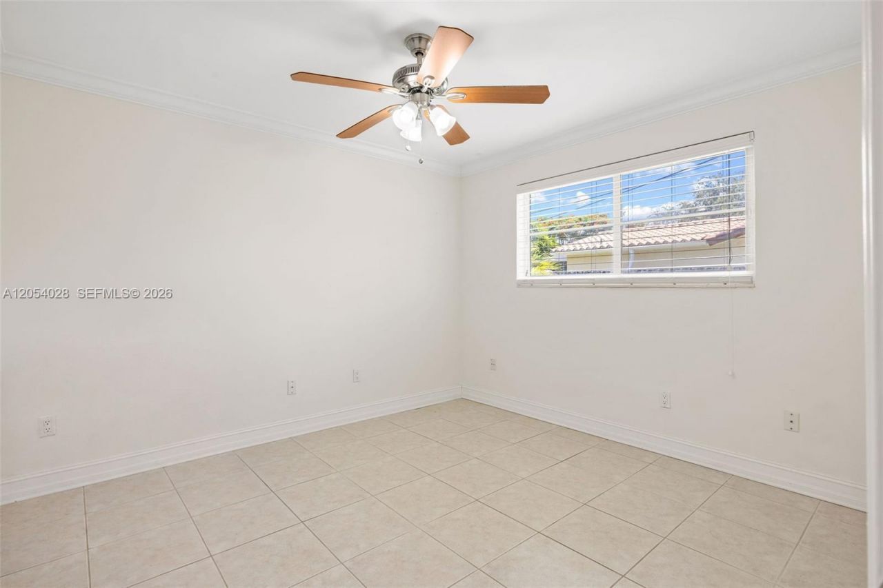 9765 SW 143rd St , Miami, FL 33176 Photo