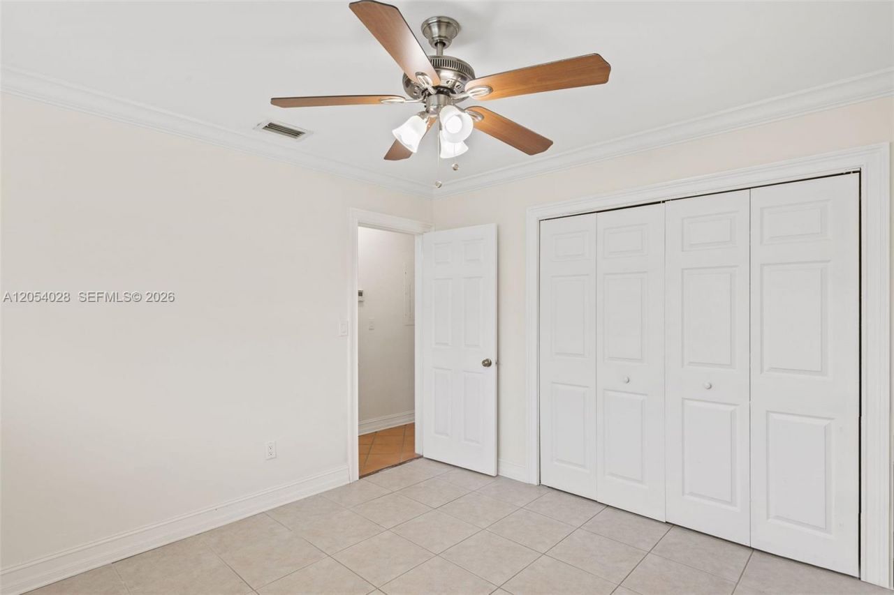 9765 SW 143rd St , Miami, FL 33176 Photo