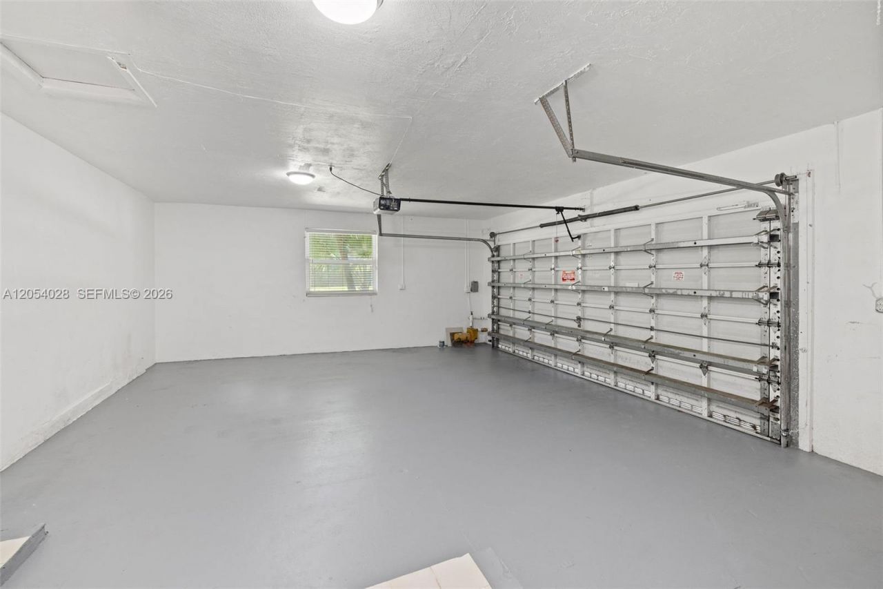 9765 SW 143rd St , Miami, FL 33176 Photo
