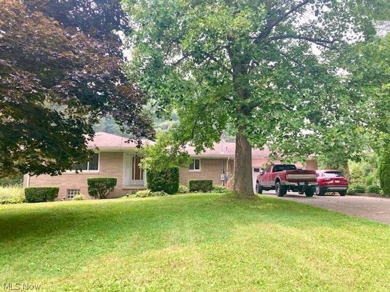 4474 Ridge Road, Wadsworth, OH 44281 Photo 1