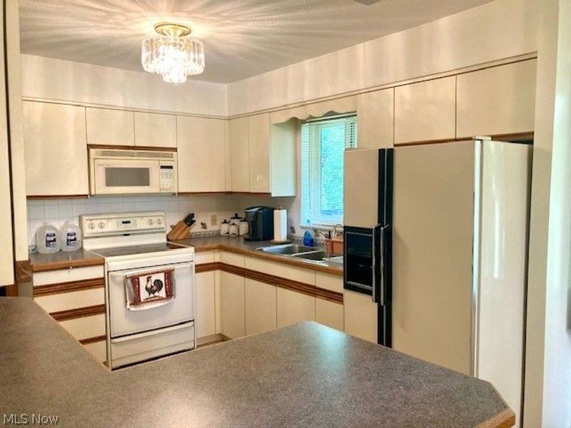 4474 Ridge Road, Wadsworth, OH 44281 Photo 4