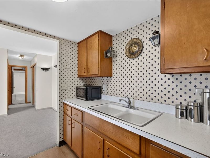 6965 Carriage Hill Drive, Brecksville, OH 44141 Photo 10