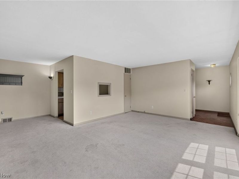 6965 Carriage Hill Drive, Brecksville, OH 44141 Photo 15