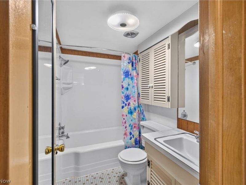 6965 Carriage Hill Drive, Brecksville, OH 44141 Photo 22