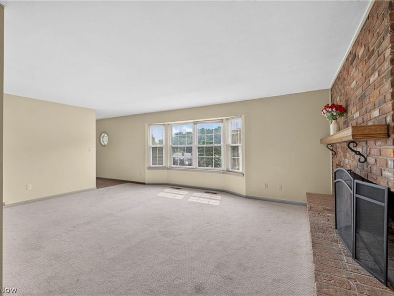6965 Carriage Hill Drive, Brecksville, OH 44141 Photo 6