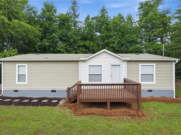 672 King Richard Court , Murrayville, GA 30564