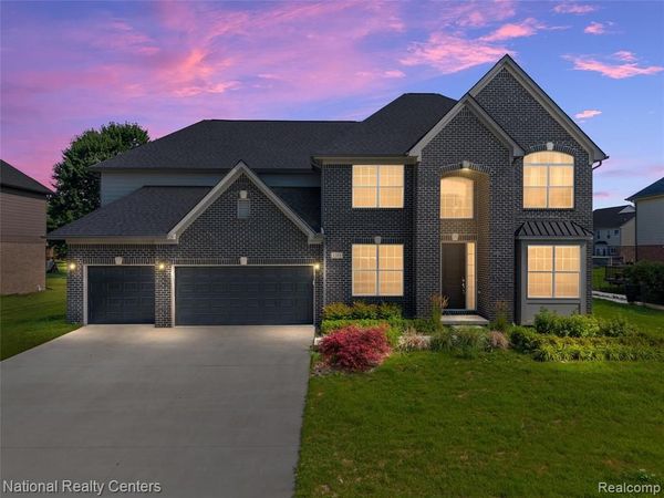 1283 Bloomingdale Drive, Troy, MI 48085