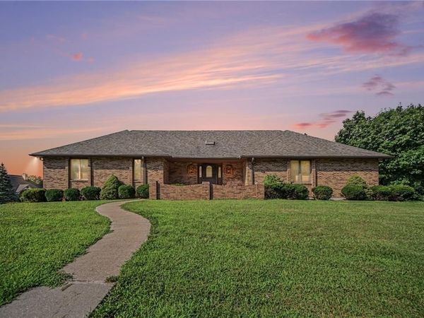 1410 Grandview Drive, Warrensburg, MO 64093