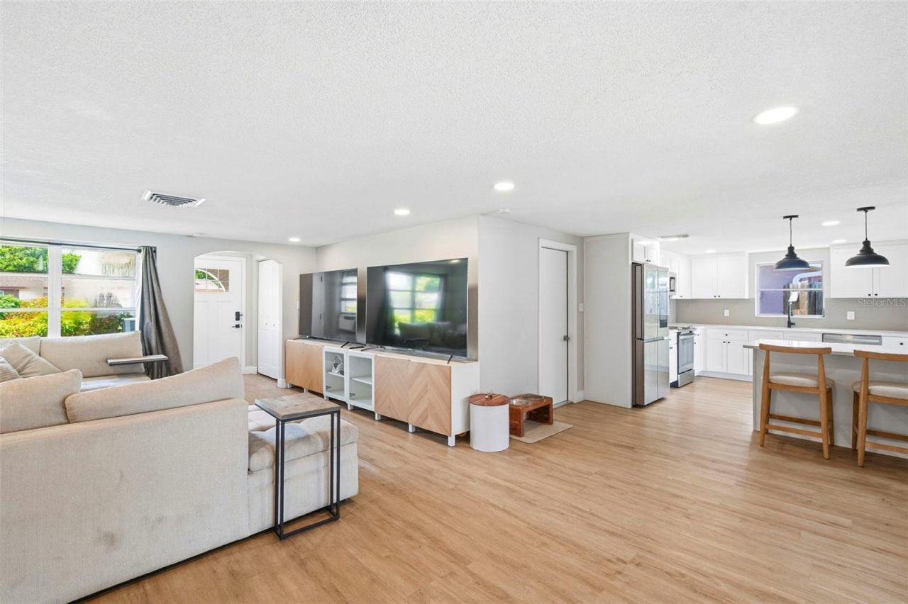 9105 Hunt Club Lane , Port Richey, FL 34668 Photo