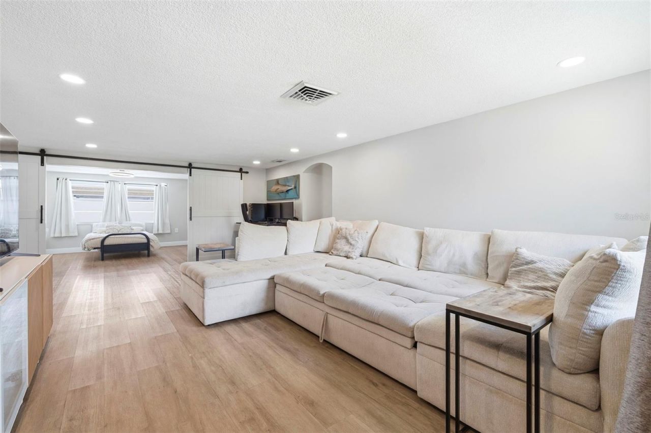 9105 Hunt Club Lane , Port Richey, FL 34668 Photo