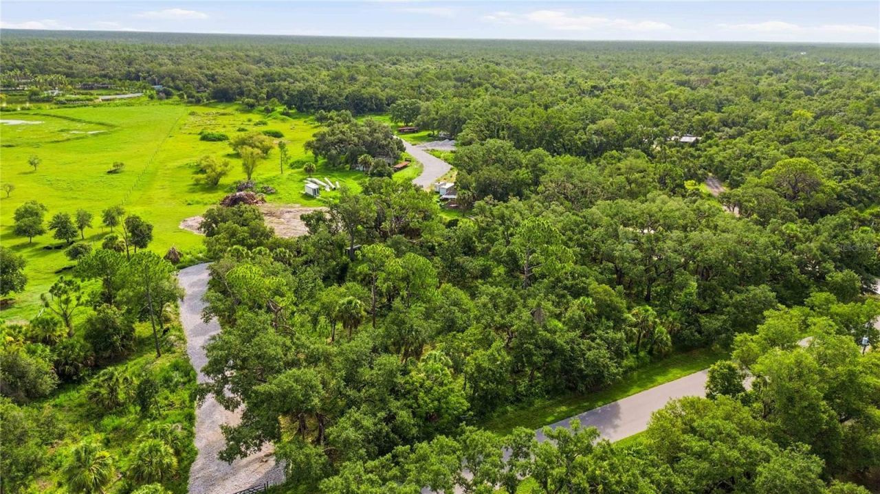 S Moon Drive , Venice, FL 34292 Photo