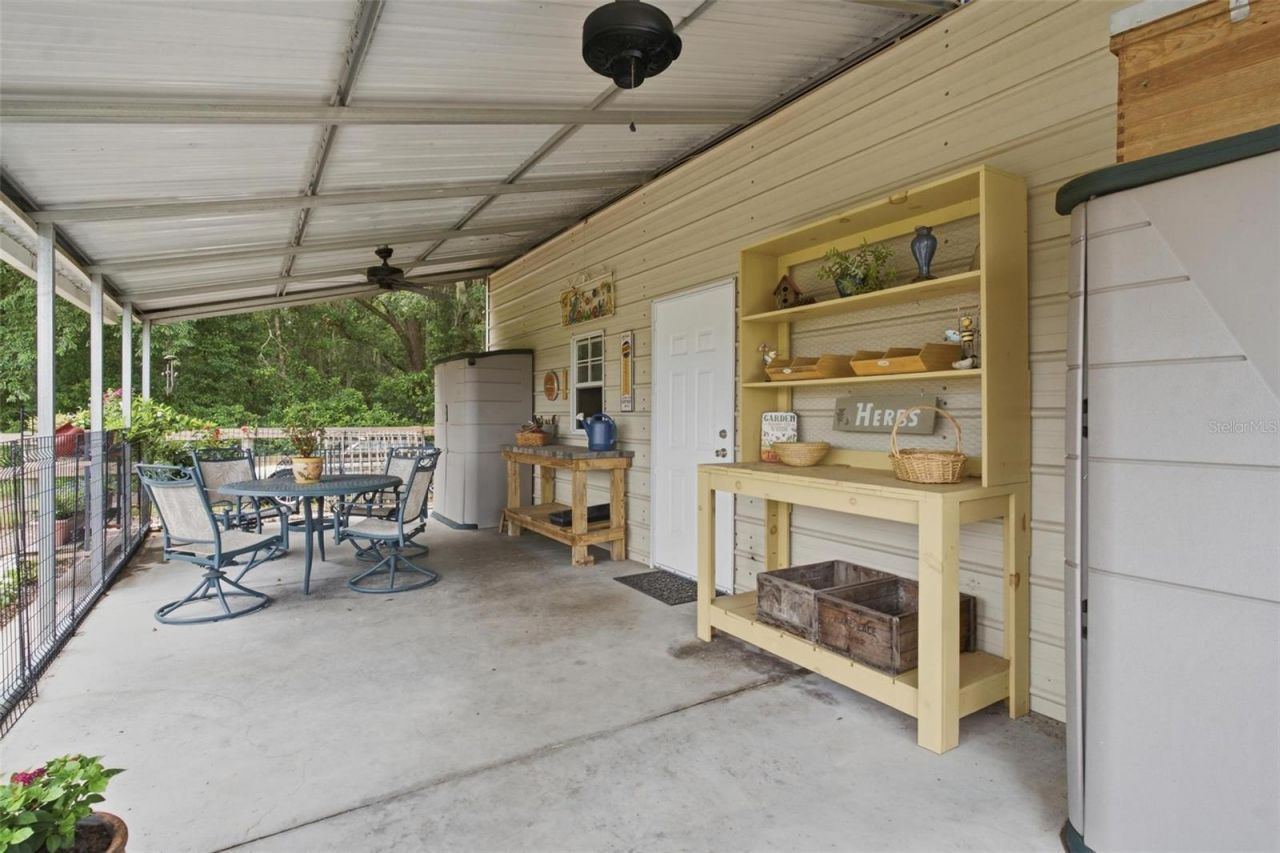 16241 SE 150th Avenue, Weirsdale, FL 32195 Photo