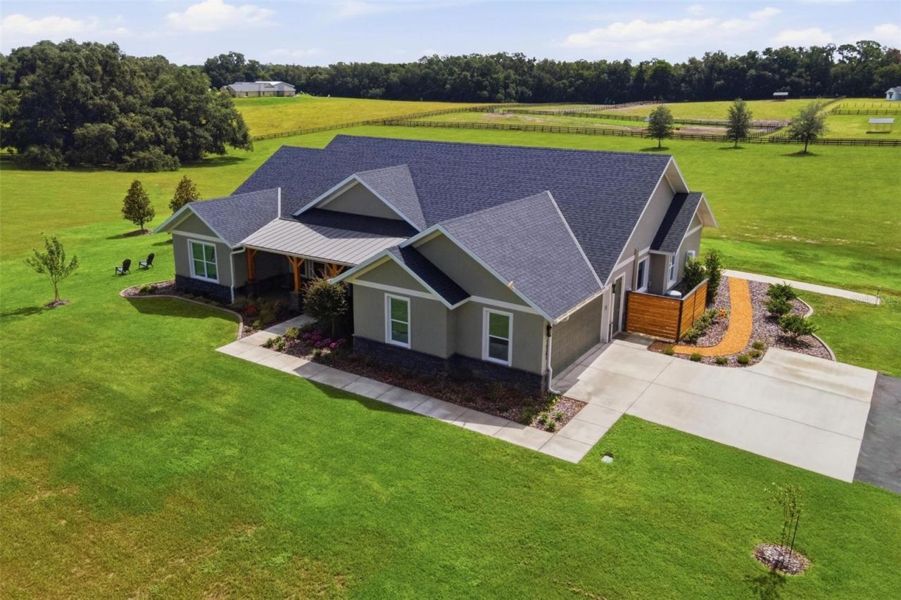16241 SE 150th Avenue, Weirsdale, FL 32195 Photo