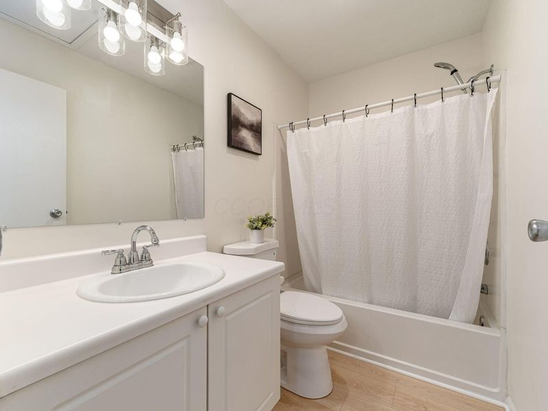 1646 Bennigan Drive , Unit 175D, Hilliard, OH 43026 Photo 17