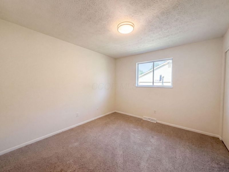 5129 Etna Road , Whitehall, OH 43213 Photo 8
