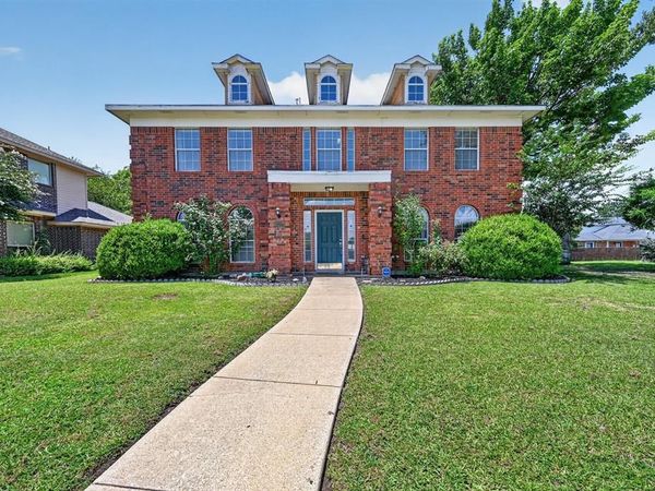 8413 Linda Vista Court, Rowlett, TX 75088