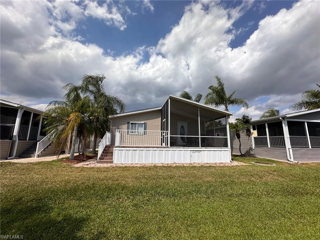 1307 Silver Lakes Blvd, Naples, FL 34114 Photo