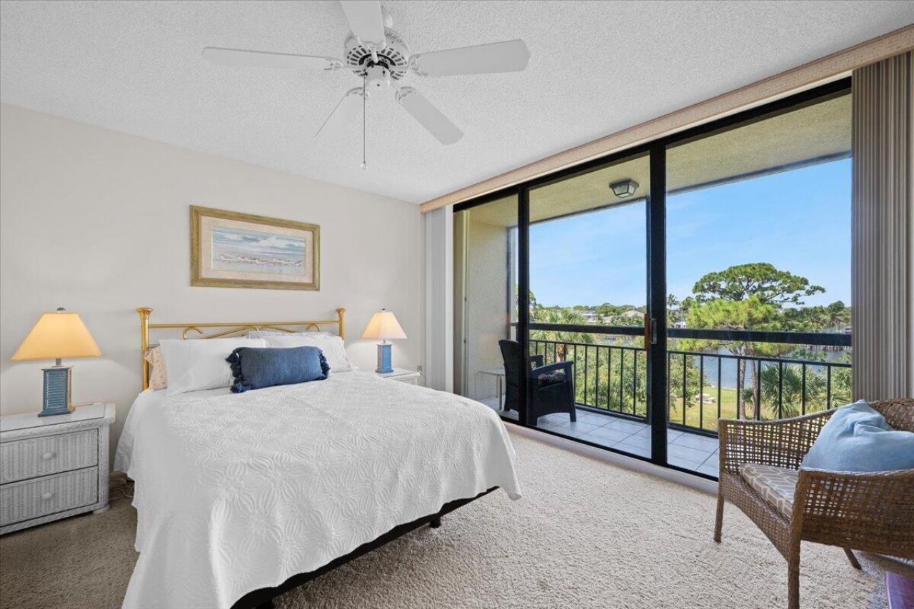 2001 Marina Isle Way, Unit 405, Jupiter, FL 33477 Photo