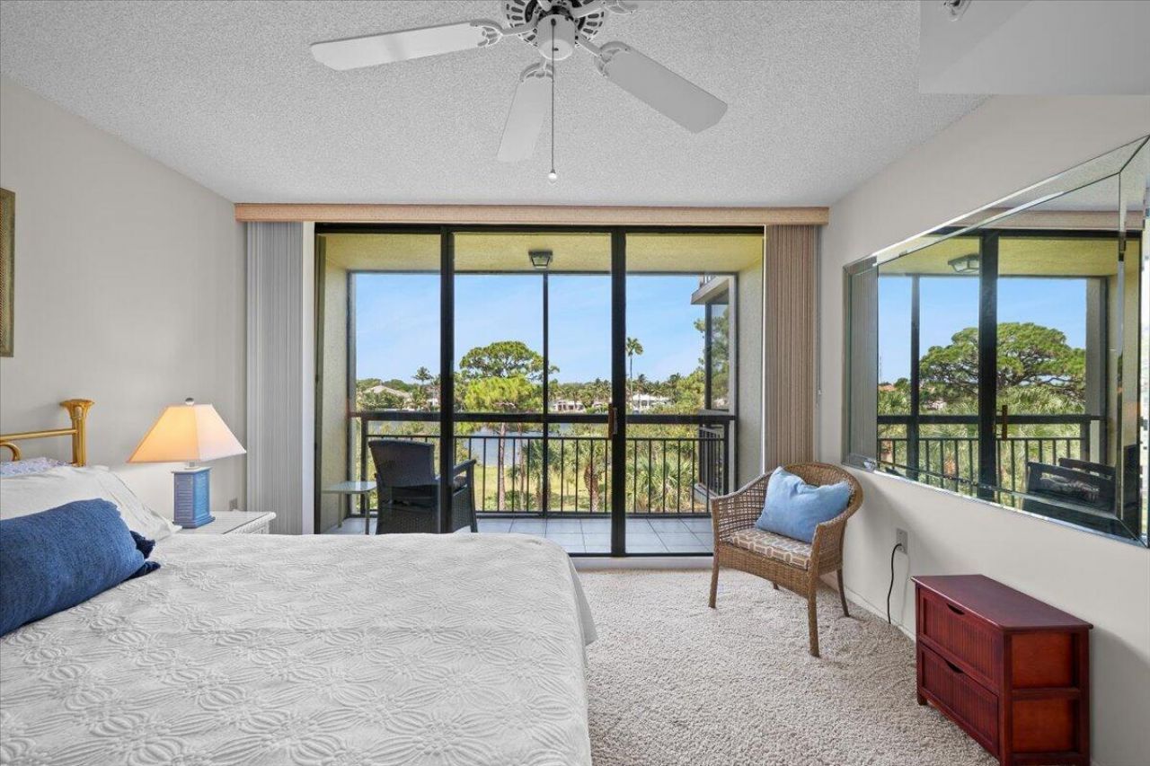 2001 Marina Isle Way, Unit 405, Jupiter, FL 33477 Photo