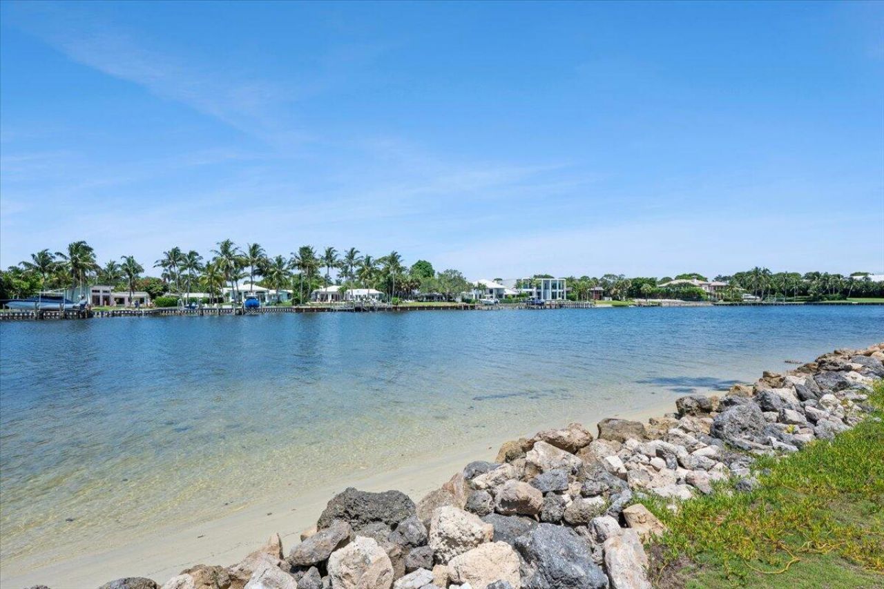 2001 Marina Isle Way, Unit 405, Jupiter, FL 33477 Photo