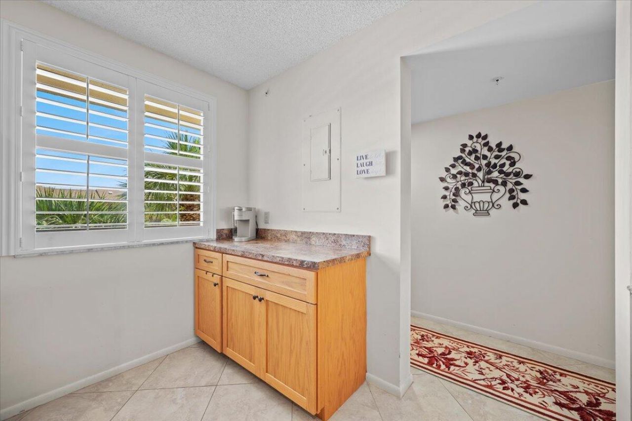 2001 Marina Isle Way, Unit 405, Jupiter, FL 33477 Photo