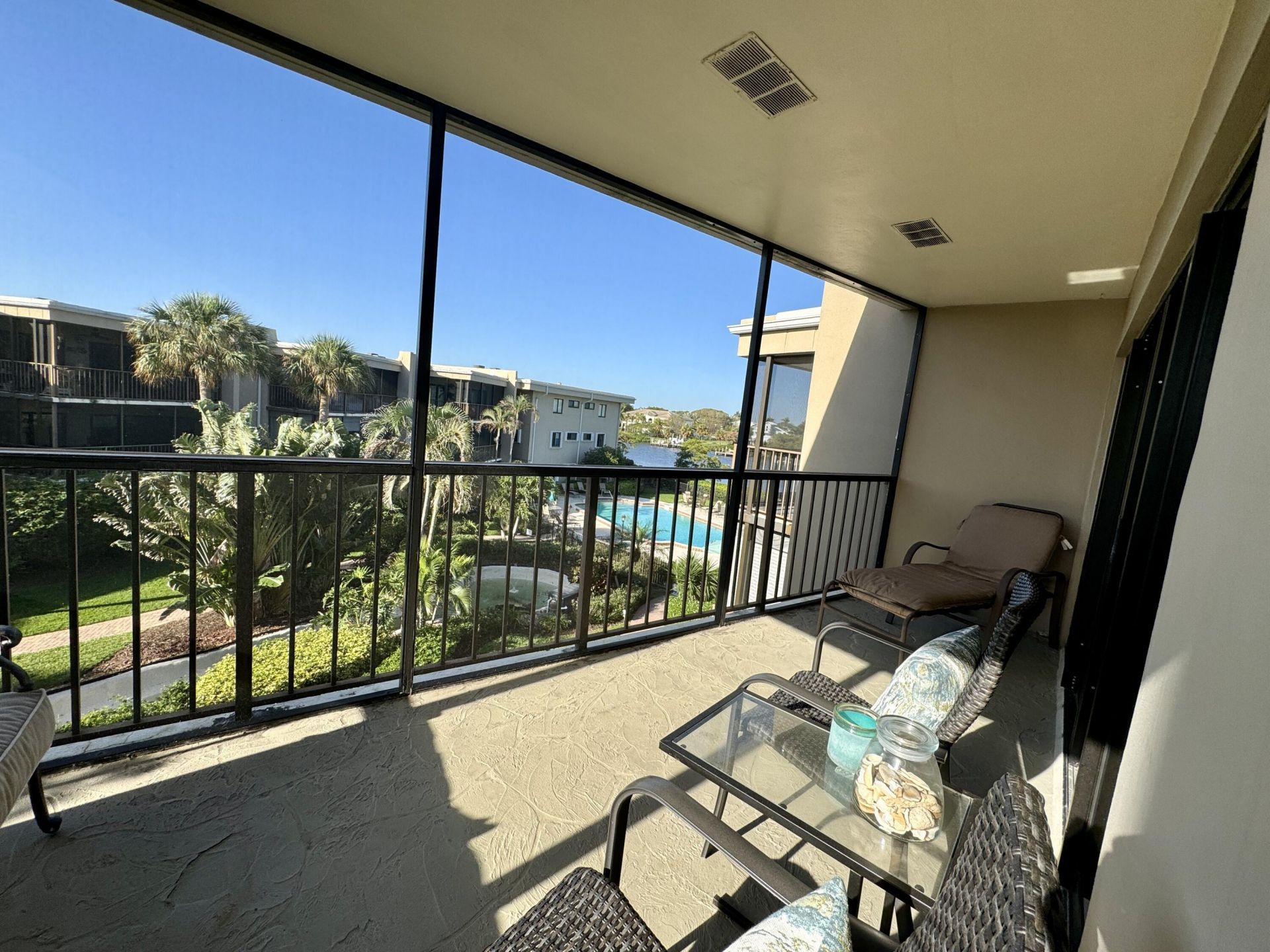 3605 S Ocean Boulevard, Unit 311, South Palm Beach, FL 33480 Photo