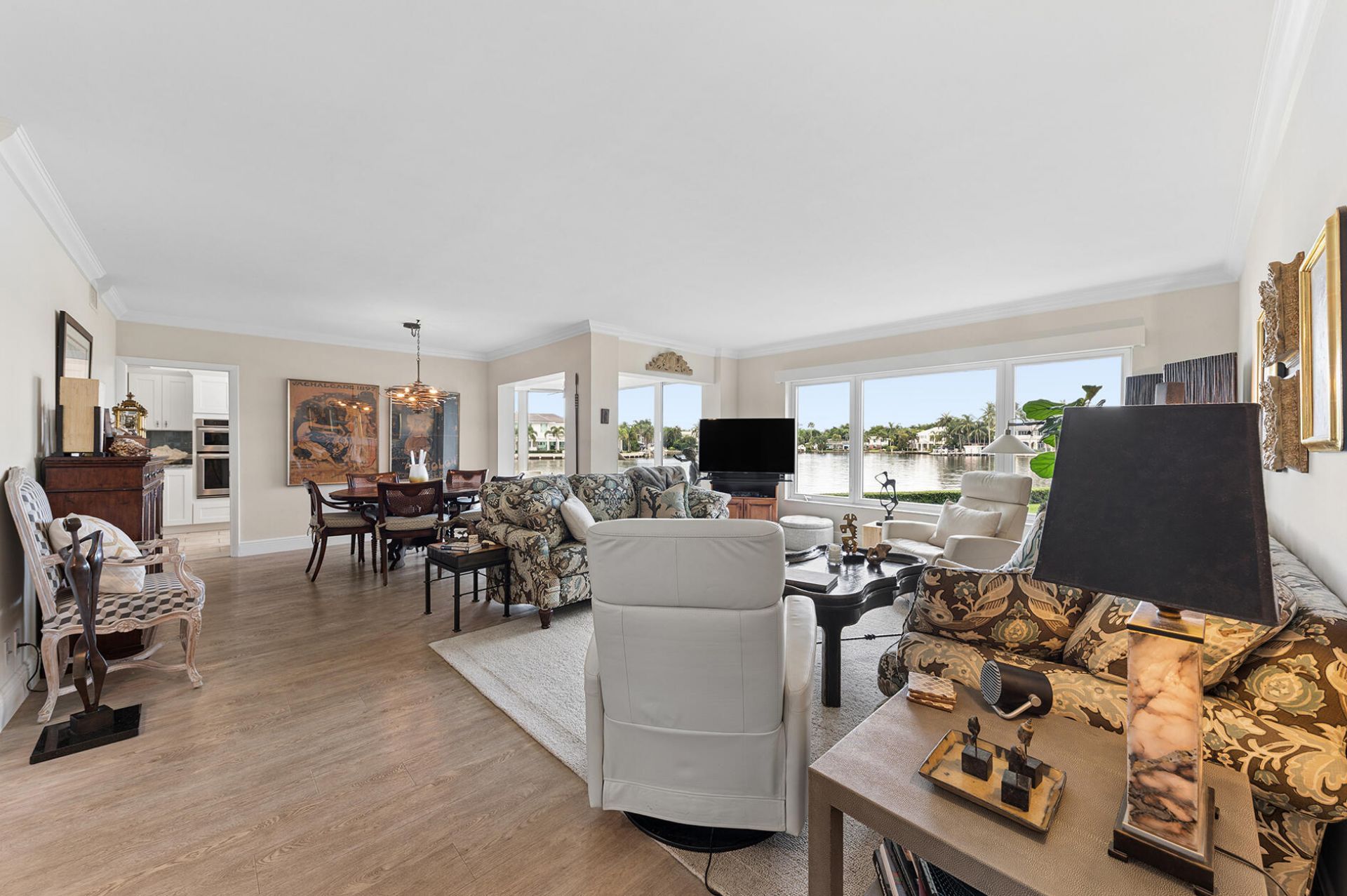 555 SE 6th Avenue, Unit 1B, Delray Beach, FL 33483 Photo