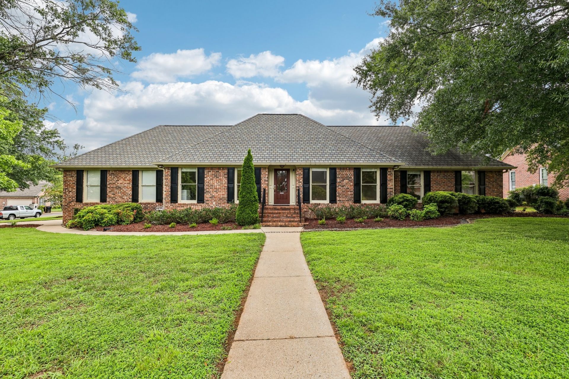 718 Palisade Dr, Murfreesboro, TN 37129 Main Photo