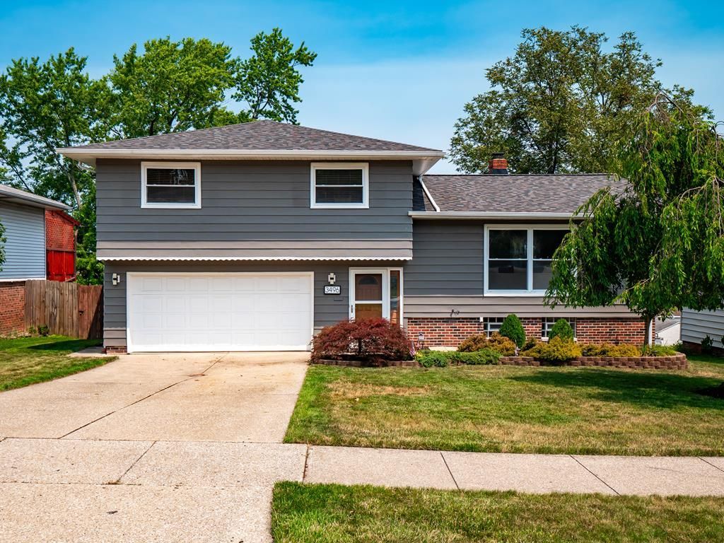 3496 Hetzel Dr., Parma, OH 44134 Main Photo
