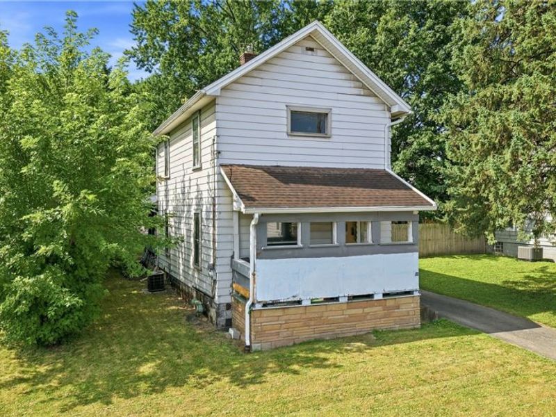 22 Spring Street , Struthers, OH 44471 Photo 2
