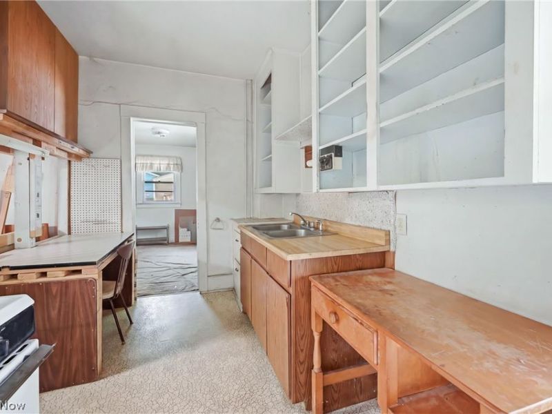 22 Spring Street , Struthers, OH 44471 Photo 5