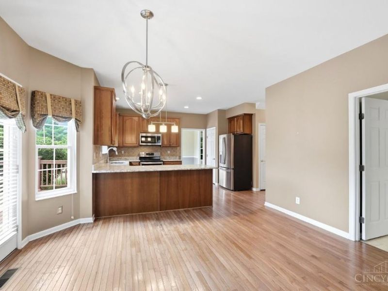 7843 Lake Field Court, Deerfield Twp., OH 45040 Photo 10