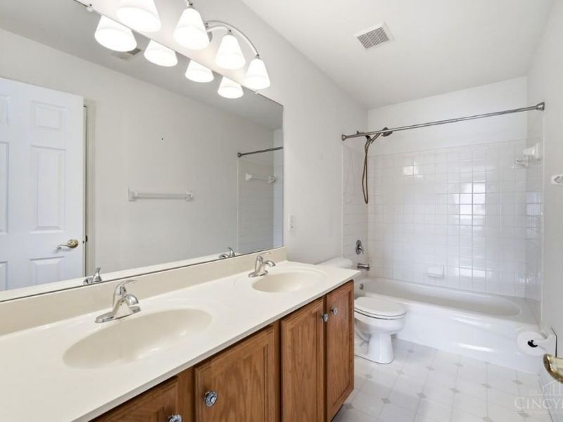 7843 Lake Field Court, Deerfield Twp., OH 45040 Photo 30