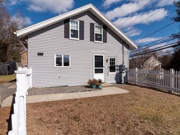 132 Grant St, Unit 132, Lexington, MA 02420