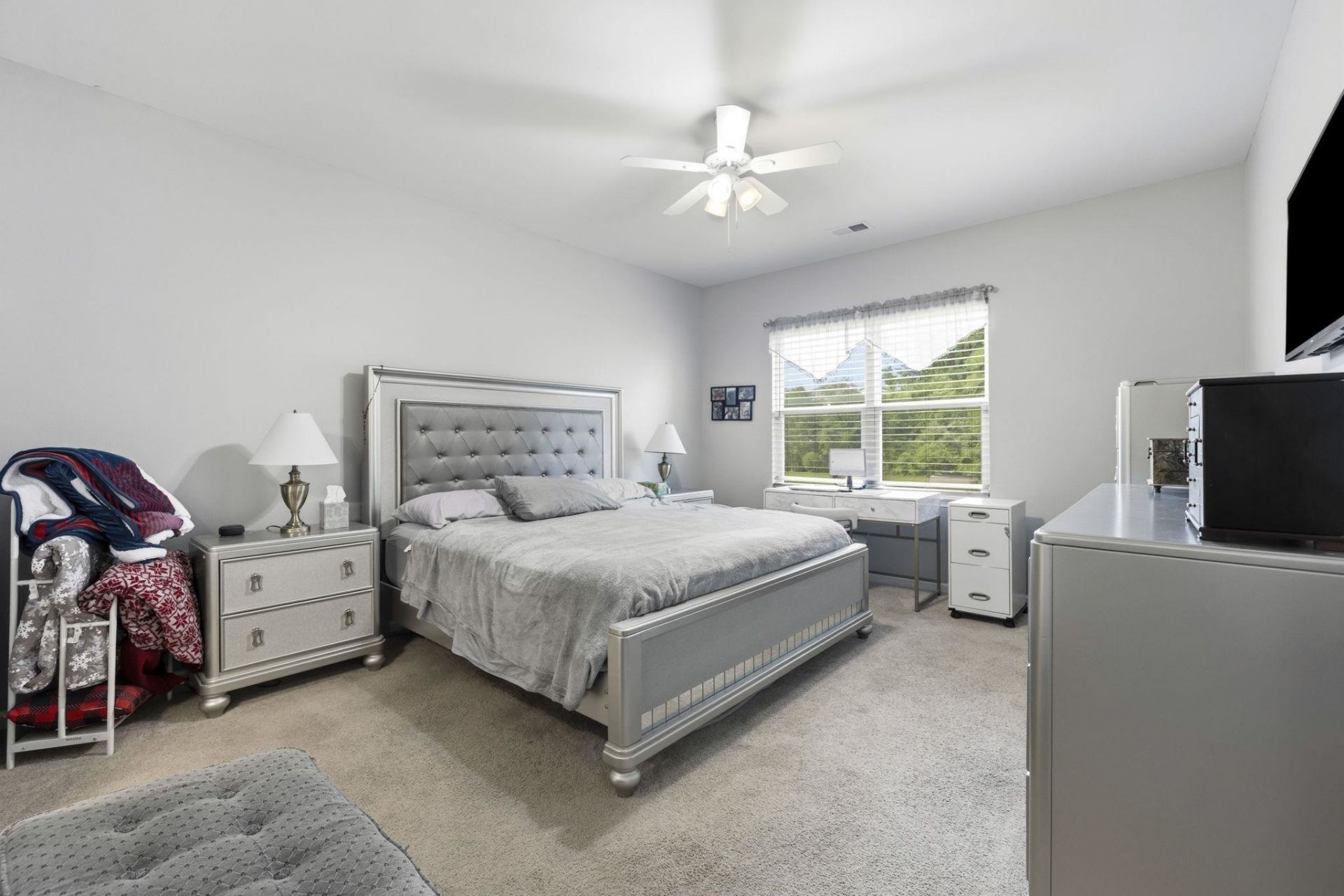 511 Carnaby Loop  Photo 20
