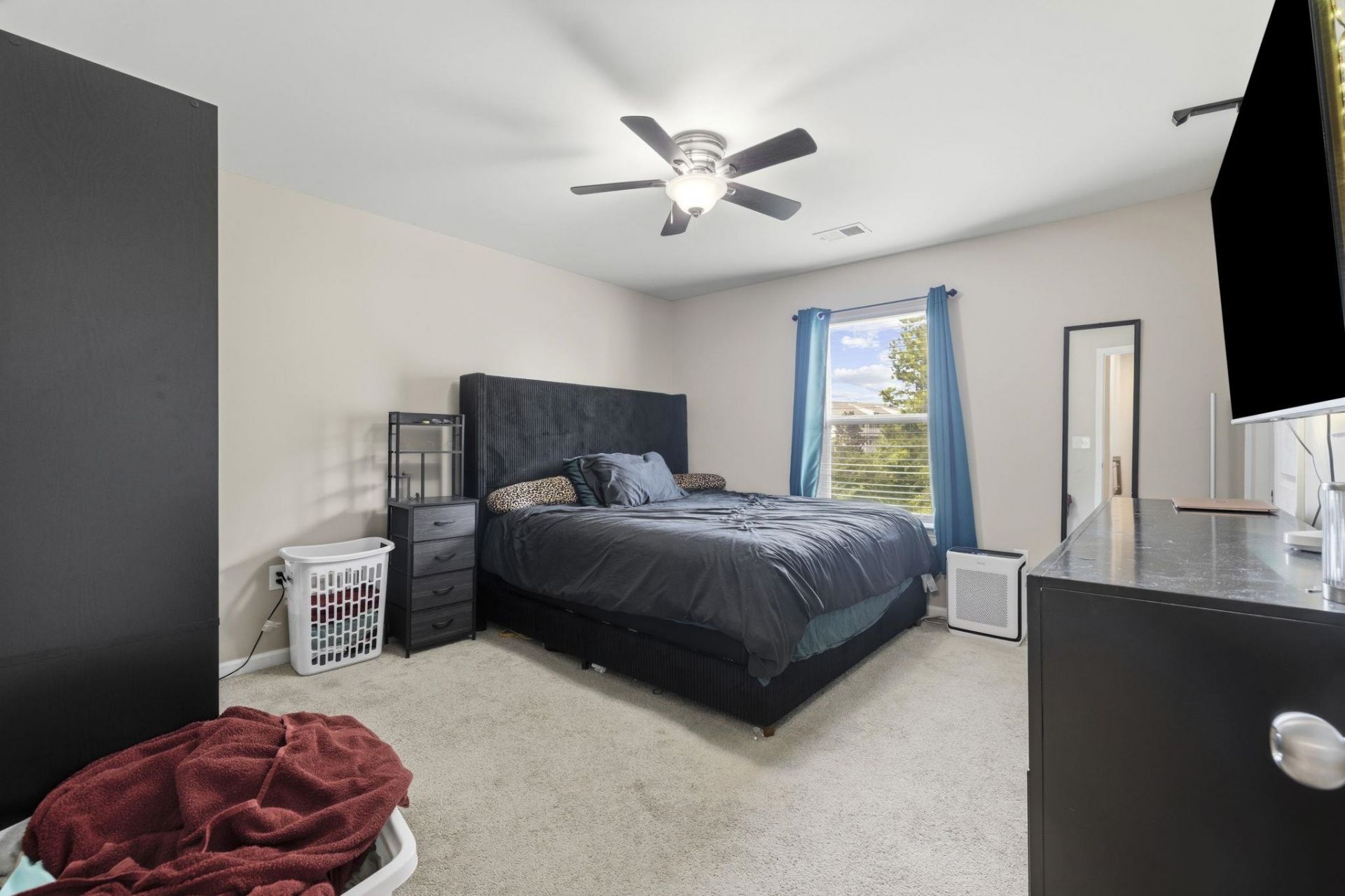 511 Carnaby Loop  Photo 26