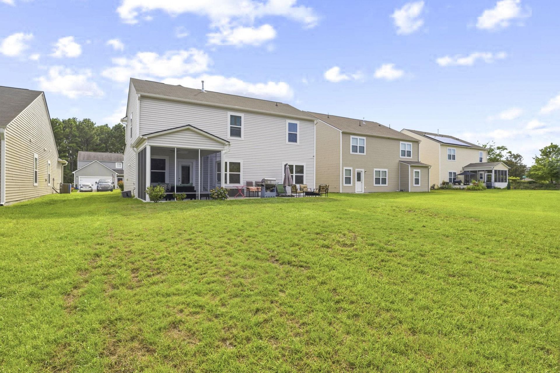 511 Carnaby Loop  Photo 35