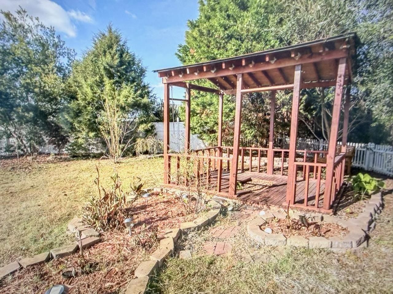 761 Drawbridge Dr. Photo 33