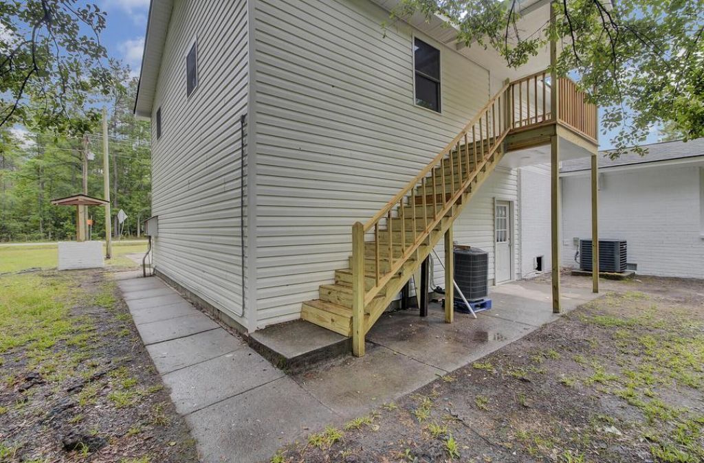 1822 Black Tom Road Photo 11