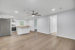 1822 Black Tom Road photo 4