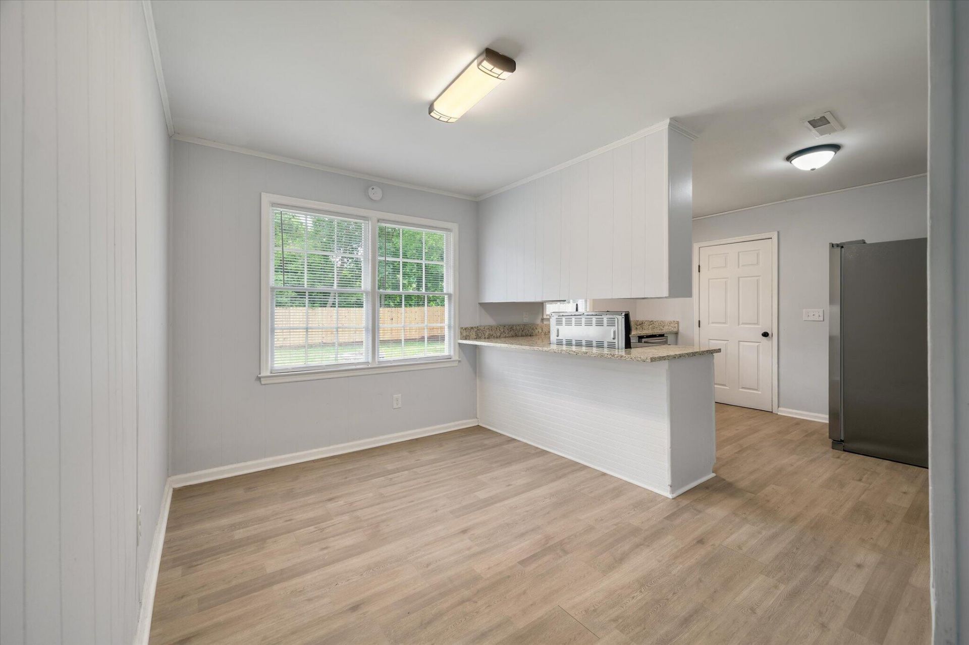 4494 Hardwood Street Photo 10