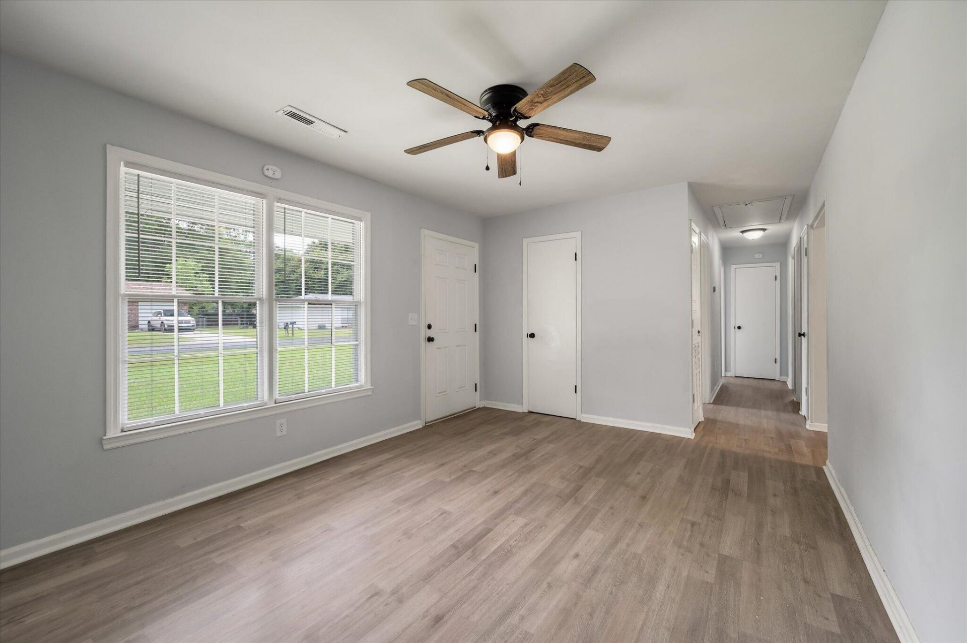 4494 Hardwood Street Photo 7