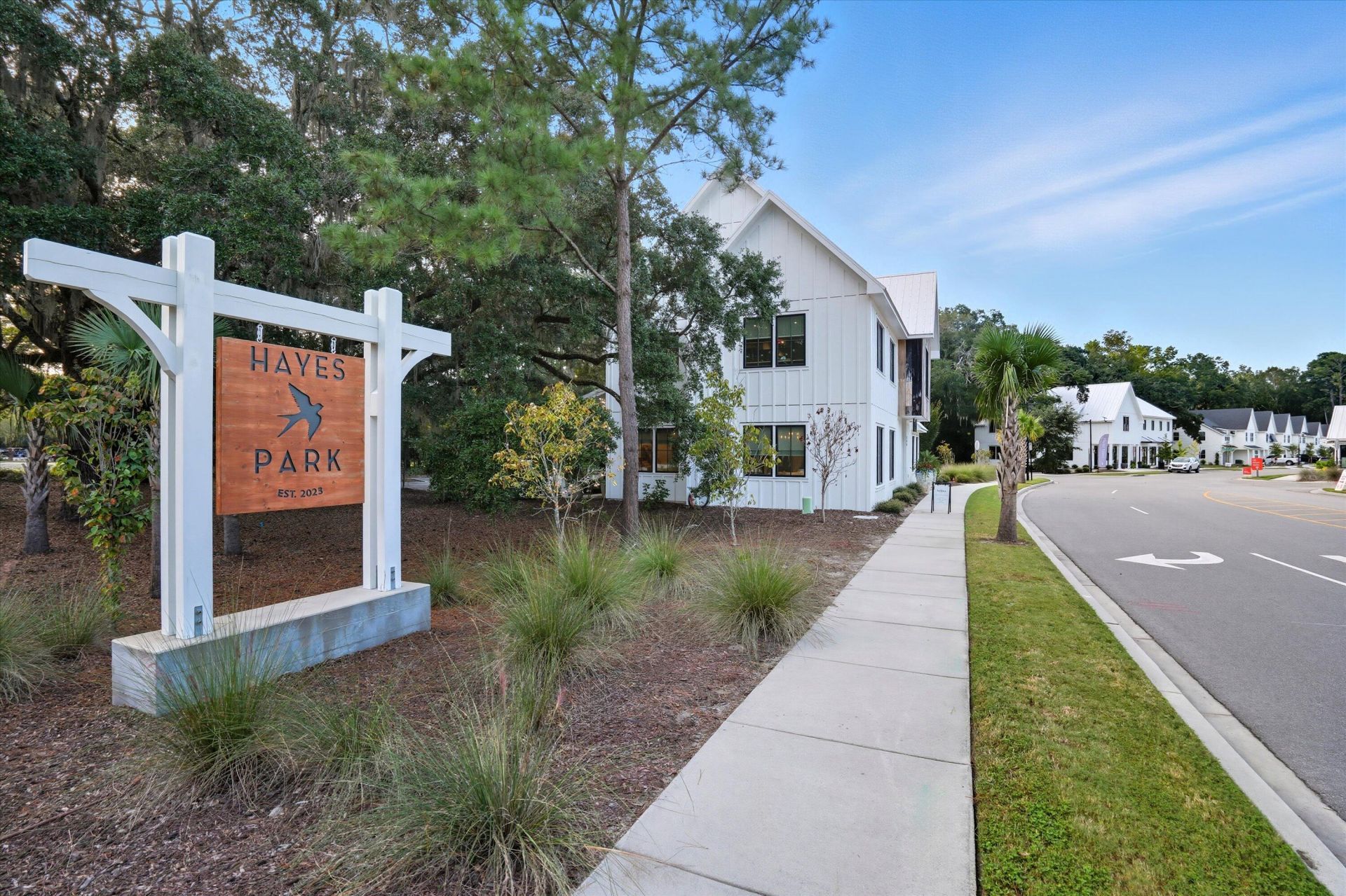 536 Hayes Park Boulevard Photo 30