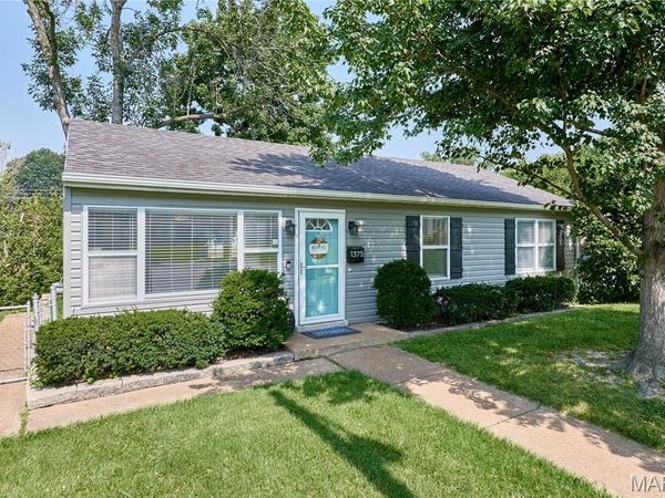 1375 Mobile Court, St Louis, MO 63139